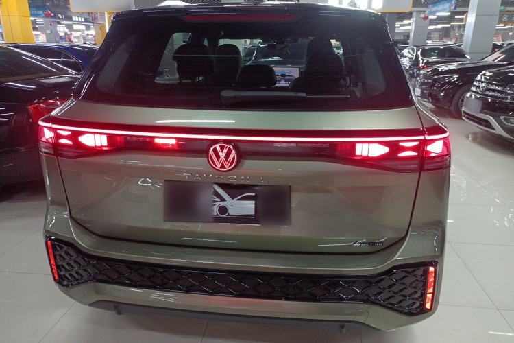 Used Volkswagen Tayron 2025 Tiguan L 380TSI 4Motion Luxury Easy Package