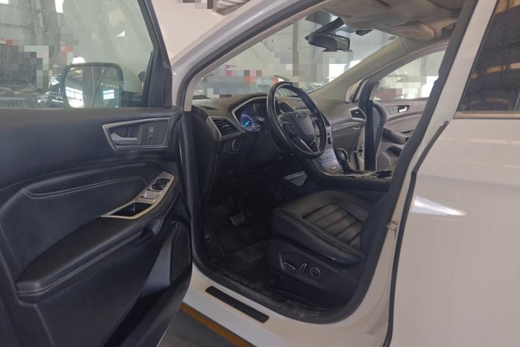 Used Ford Edge 2016 EcoBoost 245 Four-Wheel Drive Titanium Edition 7-Seater
