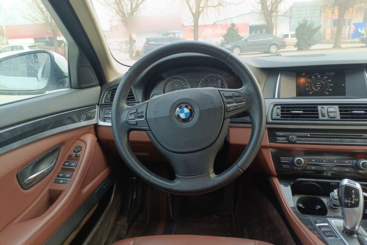 Used BMW 5 Series 2015 520i Elegant Edition