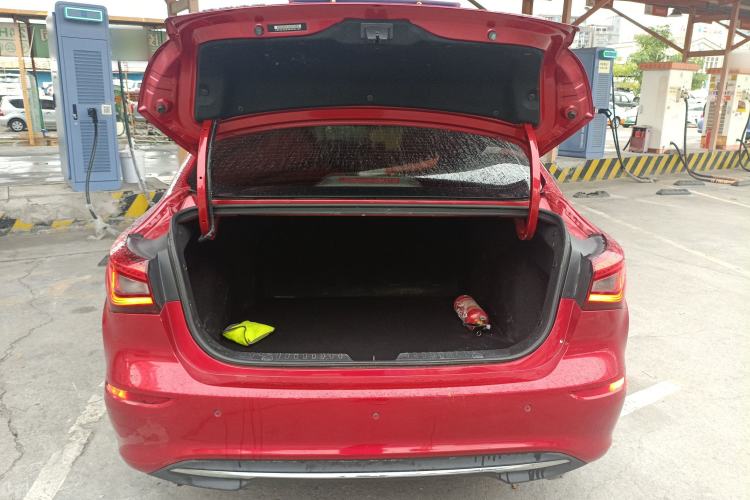 Used Changan Eado 2019 High-Energy Edition 1.6L GDI Automatic Pioneer Model China VI Standard