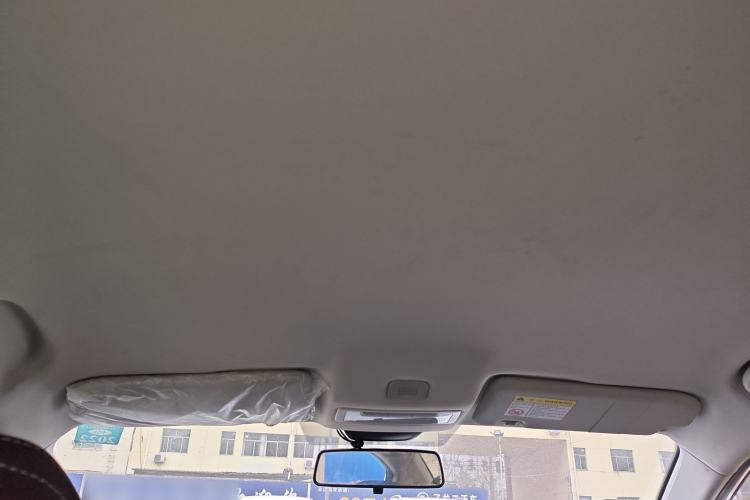 Used Roewe i5 2020 1.5L Manual 4G Connect Luxury Edition