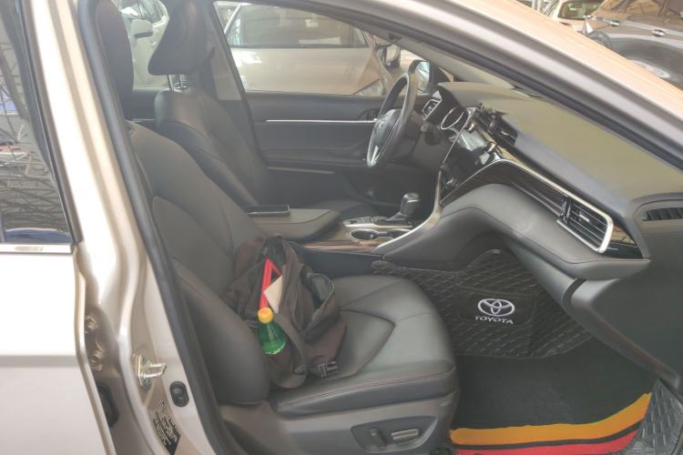 Used Toyota Camry 2021 2.0G Luxury Edition