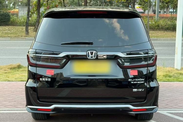 Used Honda Elysion 2024 2.0L eHEV Luxury Edition