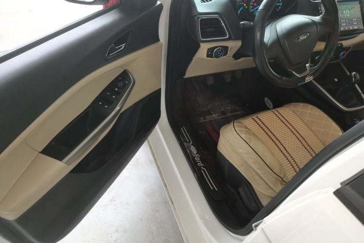 Used Ford Escort 2017 Revised Version 1.5L Manual Comfort Edition
