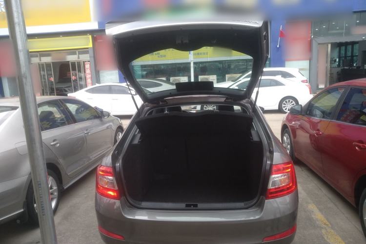 Used Skoda Octavia 2016 1.6L Automatic Smart Drive Edition
