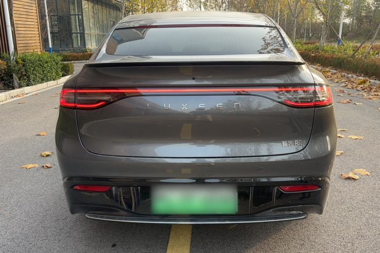 Used Hima Luxeed R7 2025 Extended-Range 331km Ultra