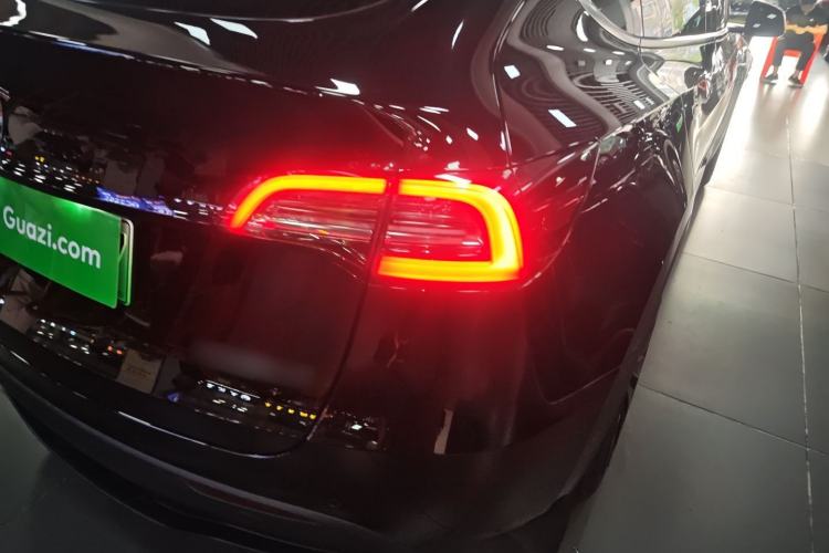 Used Tesla Model Y 2023 Rear-Wheel-Drive Version