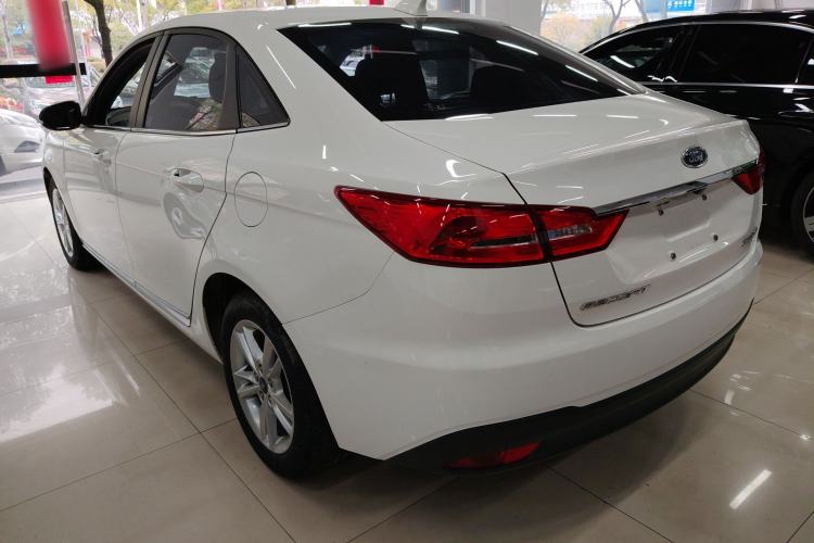 Used Ford Escort 2019 Revised Version 1.5L Automatic Enjoyment Type China VI Standard