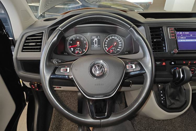 Used Volkswagen Caravelle 2018 2.0 TSI 4x4 Luxury Edition 7-Seater
