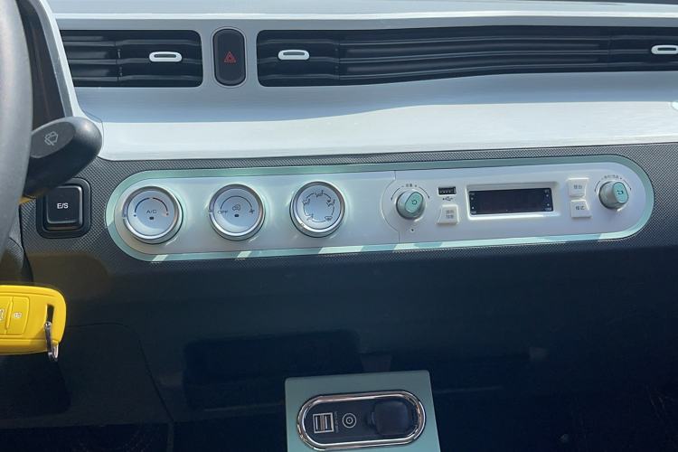 Used Wuling Hongguang MINIEV 2021 Macaron Premium Model – Lithium Iron Phosphate
