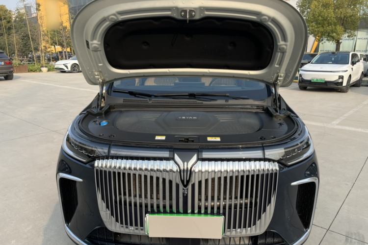 Used VOYAH Dream 2025 PHEV Four-Wheel-Drive Flagship Version – Qiankun Edition
