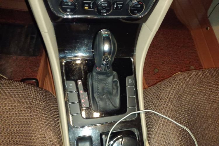 Used Volkswagen Passat 2014 1.8TSI DSG Prestige Edition
