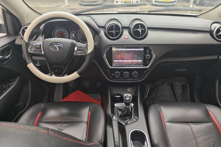 Used Soueast DX3 2016 1.5L Manual Luxury Version
