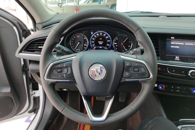 Used Buick Regal 2020 552T Luxury Version
