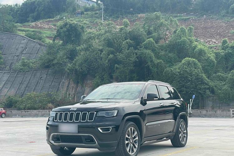 Used  Grand Cherokee 2017 3.0L Comfort Navigation Edition
