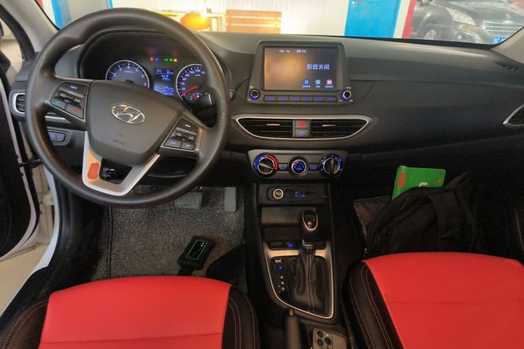 Used Hyundai Celesta 2017 1.6L Automatic Enjoyment Version GLS