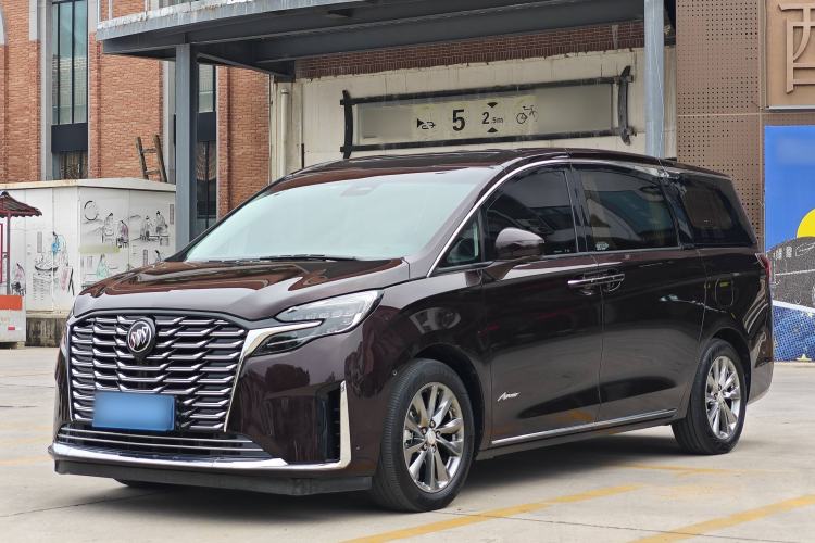 Used Buick GL8 2022 Facelifted Avenir Aivia 7-Seater Premium Edition
