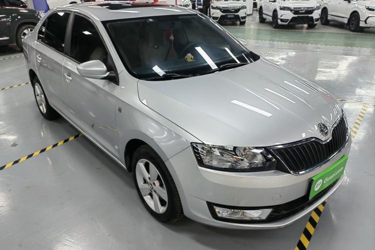 Used Skoda Rapid 2013 1.6L Manual Smart Selection Model
