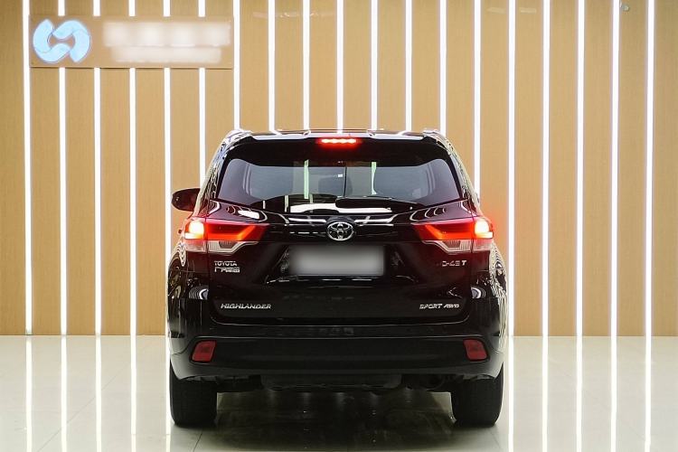 Used Toyota Highlander 2018 2.0T Four-Wheel Drive Luxury Edition 7 Seats China V Emission Standard
