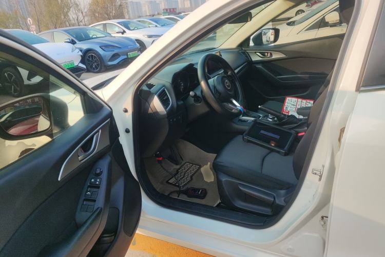 Used Mazda Mazda 3 Axela 2017 Sedan 1.5L Automatic Comfort Model Emission Standard China V
