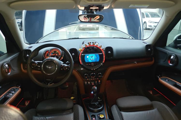 Used  Countryman 2018 1.5T COOPER Artist
