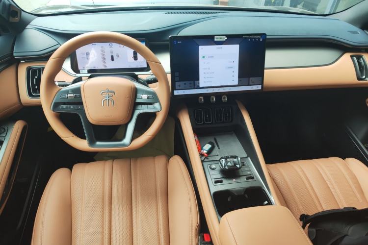 Used BYD Song L EV 2025 Intelligent Driving Version 662 km LiDAR Excellence Edition
