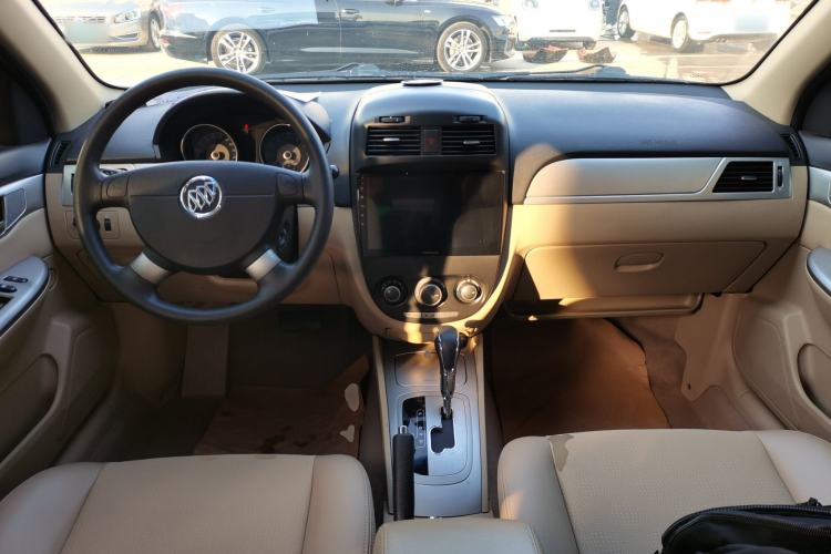 Used Buick Excelle 2013 1.5L Automatic Classic Model
