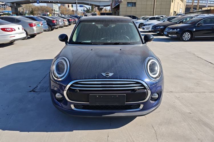 Used  MINI 2016 1.5T COOPER Five-Door Edition

