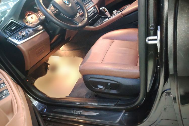 Used BMW 5 Series 2017 520Li Elegant Edition
