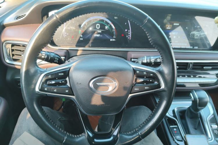 Used GAC Trumpchi M6 2021 270T DCT Elite Edition (7-seater)