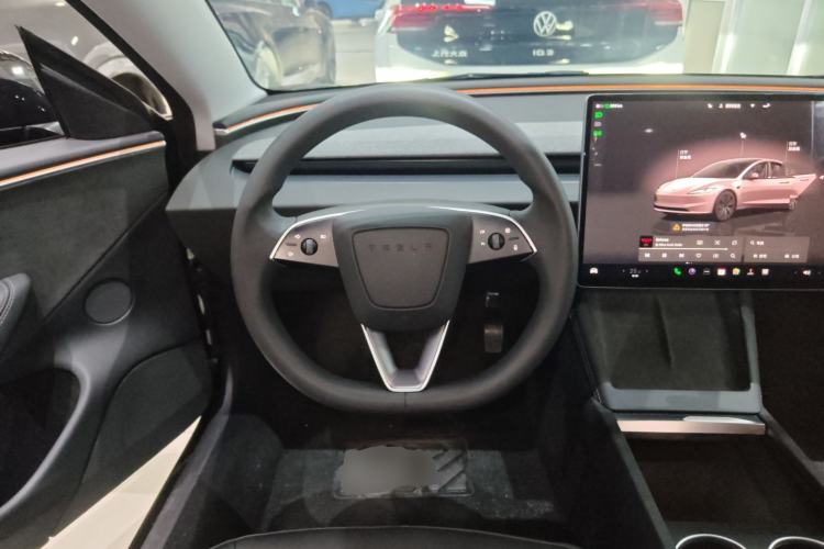 Used Tesla Model 3 2023 Long-Range All-Wheel-Drive Version

