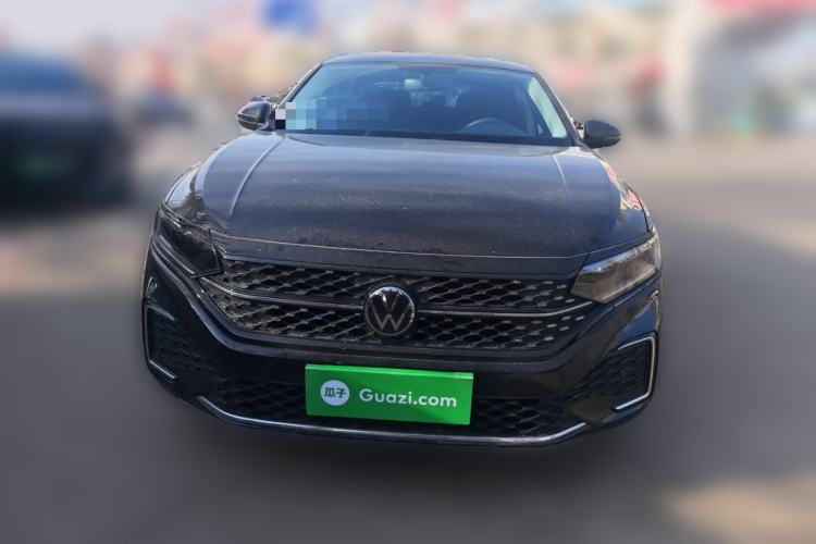 Used Volkswagen Passat 2025 Outstanding Model 380TSI Starry Dragon Edition
