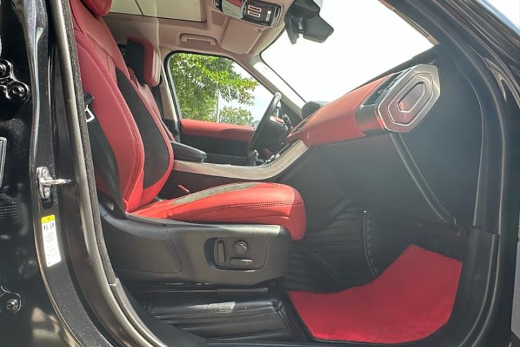 Used Land Rover Range Rover Sport 2020 3.0 L6 SE