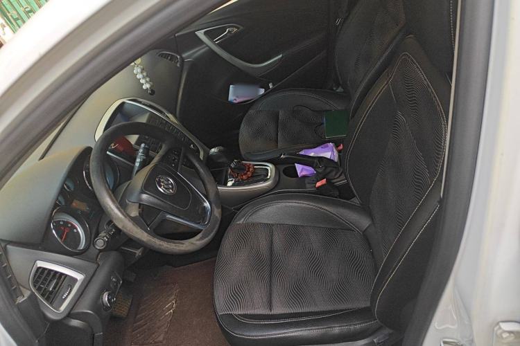 Used Buick GT 2013 XT 1.6L Automatic Fashion Edition
