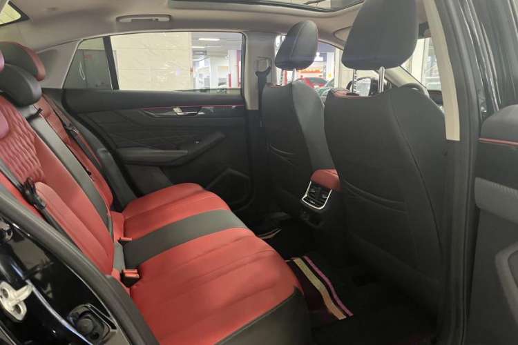 Used Dongfeng Aeolus Yixuan MAX 2021 1.5T Ultra-Stylish Trendsetter Edition
