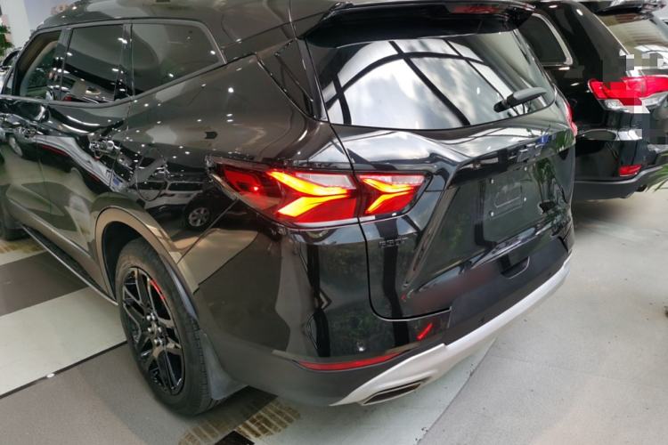 Used Chevrolet Blazer 2020 Redline 650T 7-Seater Ting Edition
