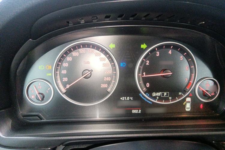 Used BMW 5 Series 2014 525Li Luxury Design Package
