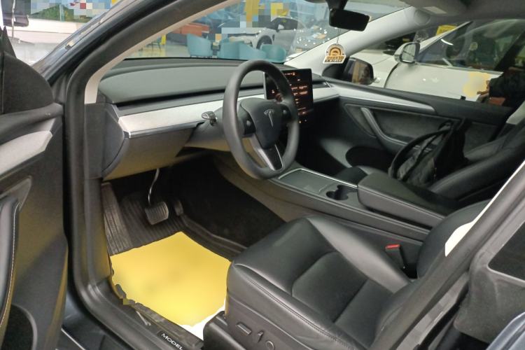 Used Tesla Model Y 2024 Rear-Wheel-Drive Version