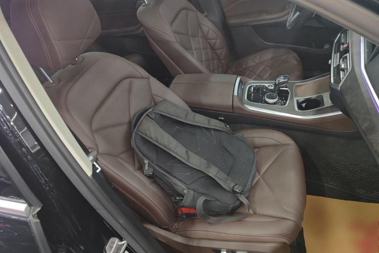 Used BMW X5 2022 Restyled xDrive 30Li Luxury Version M Sport Package
