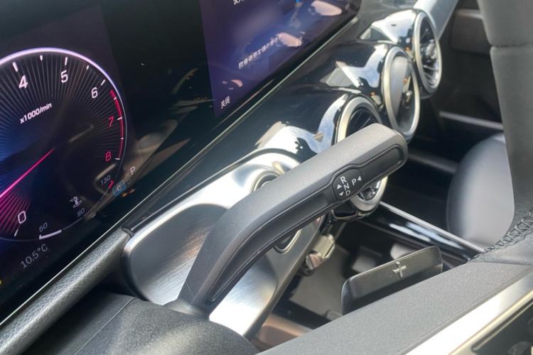 Used Mercedes-Benz GLB 2024 GLB 200 Dynamic Edition
