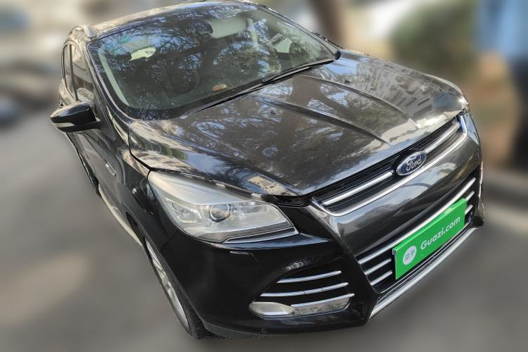 Used Ford Kuga 2015 2.0L GTDi Four-Wheel-Drive Sport Model
