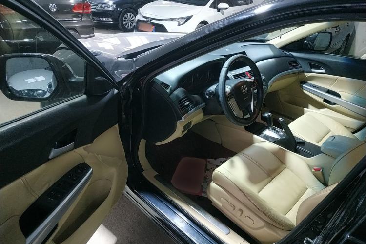 Used Honda Crosstour 2012 2.4L Luxury Edition
