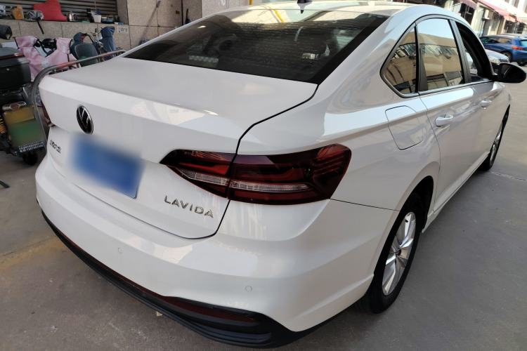 Used Volkswagen Lavida 2023 Revised 1.5L Automatic DeYi Edition