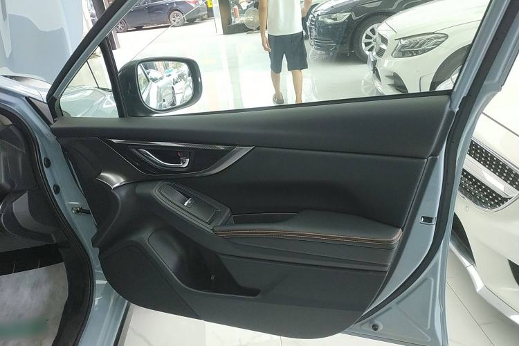 Used Subaru XV 2018 2.0i All-Wheel-Drive Luxury Edition with EyeSight
