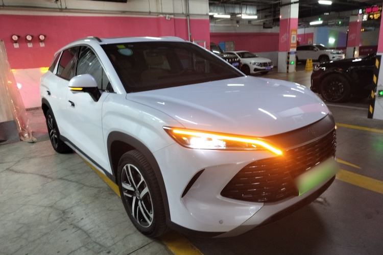 Used BYD Song L DM-i 2024 112 km Beyond Edition
