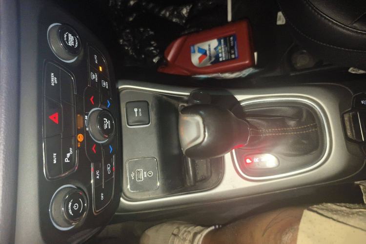 Used  Compass 2017 200T Automatic Family Edition
