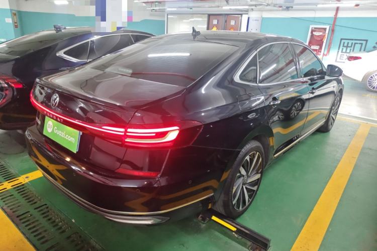 Used Volkswagen Passat 2022 330TSI Luxury Edition Custom Version