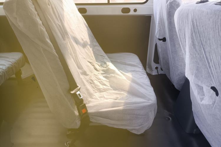 Used Wuling Yangguang 2024 300KM Comfort Version Passenger Van 75kW
