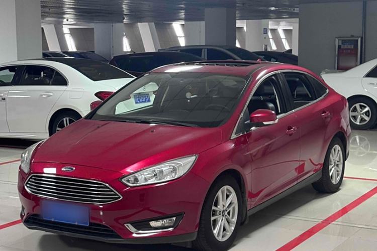 Used Ford Focus 2015 Sedan EcoBoost 125 Automatic Supreme Style Edition
