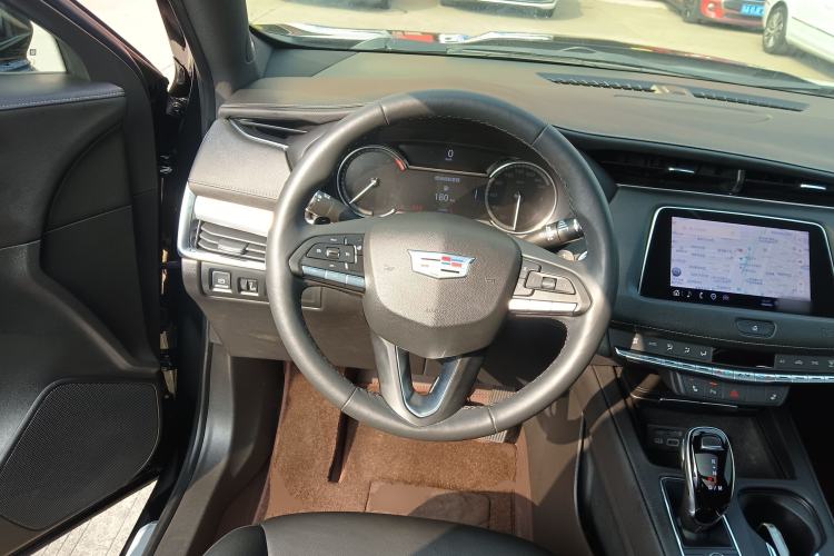 Used Cadillac XT4 2021 28T Two-Wheel Drive Leading Version